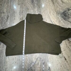 Hollister XS Olive Green Turtleneck Sweater Crop Top Knit